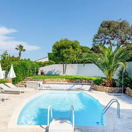 Solaroc Yourhosthelper Villa